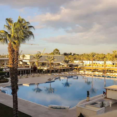 Pyramids Park Resort Cairo
