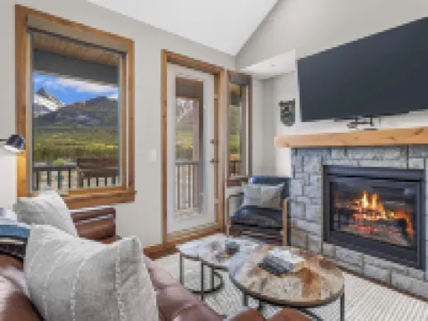 Spring Creek Vacations Hotels in Canmore