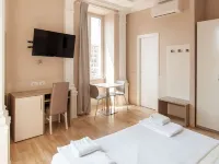 多莫斯波爾塔安格利卡公寓 復興運動廣場（Piazza del Risorgimento）附近的飯店