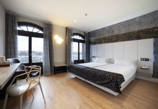 프티 팰리스 사보이 알폰소 XII