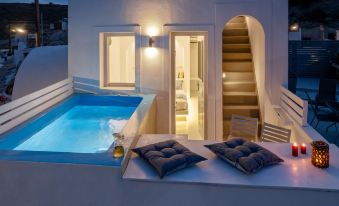Santorita Suites