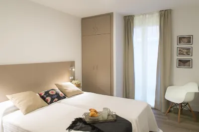 Apartamentos Campo Del Príncipe Отели в г. Гранада
