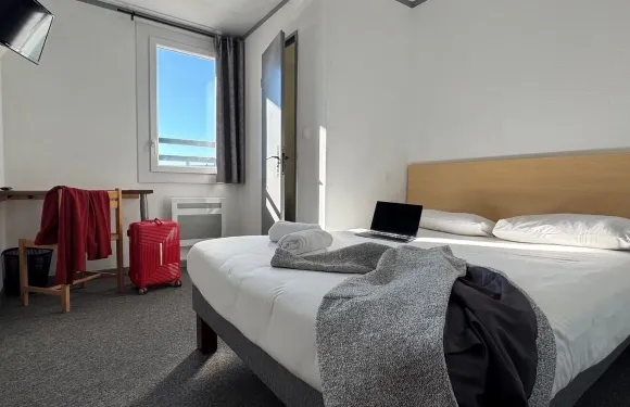 西蒙彼利埃快捷酒店