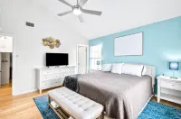 The Salty Sandpiper - Boutique