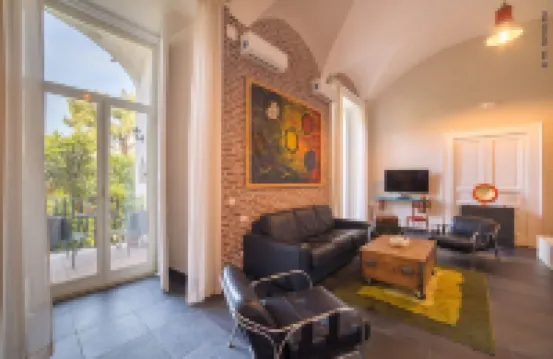 The Bellini House by House in Naples