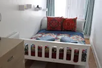 Apartment - Sleeps 4 - Garden - Parking - 3-Star