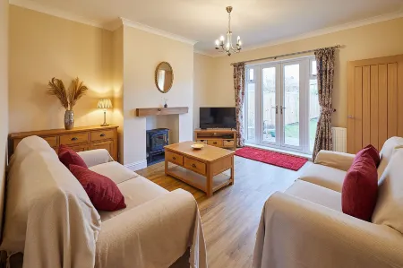 Host & Stay - Wardman Crescent Отели рядом с достопримечательностью «Kirkleatham Owl Centre»