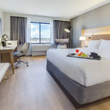 Radisson Hotel Phoenix Airport
