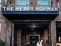 Henry Norman Hotel Hotels near Bushwick