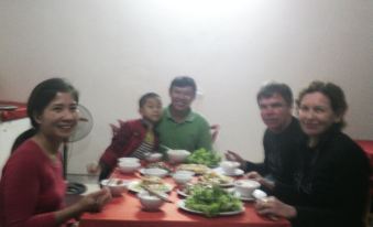 Cuc Phuong Bungalow