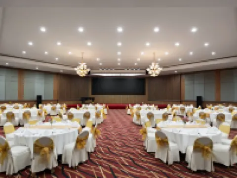 Aryaduta Manado Hotels in Manado