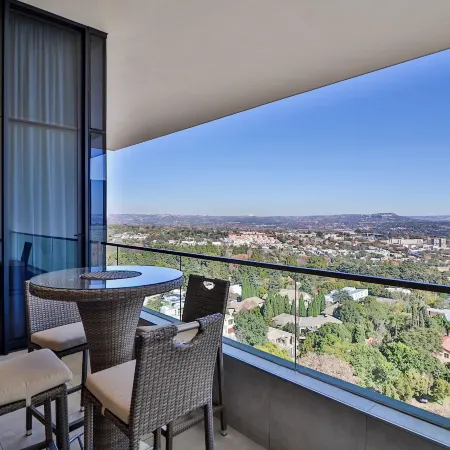 Reserved Suites Illovo