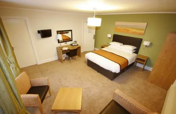 託馬斯神臂酒店