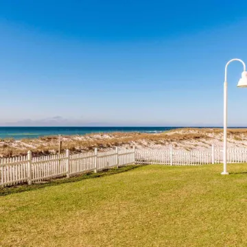 Ocean Breeze East 602