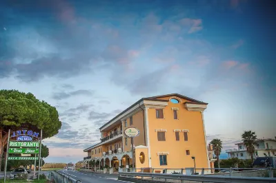 Palmed Hotel فنادق في Falerna