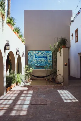 Clandestino Hotel Pila Seca Hotels near Parroquia de San Miguel Arcangel