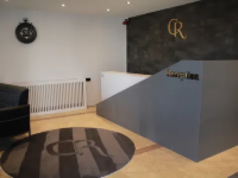 カリロイヤルホテル デニズリのホテル