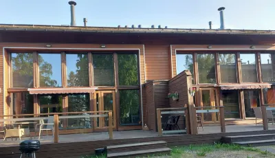 كيورن فيلاز فنادق في 