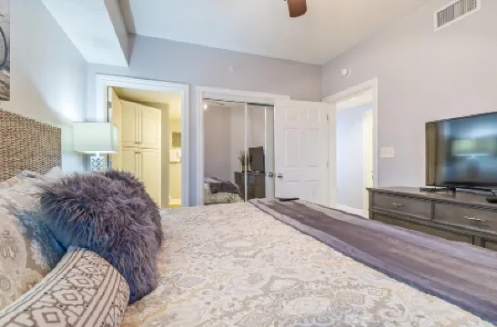 Majestic Beach Towers 2-2003