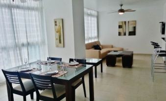 Deluxe Apartment Avenida Balboa - Housity
