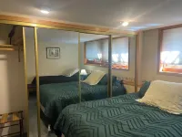 Beautiful lake side lower unit cabin on pelican lake