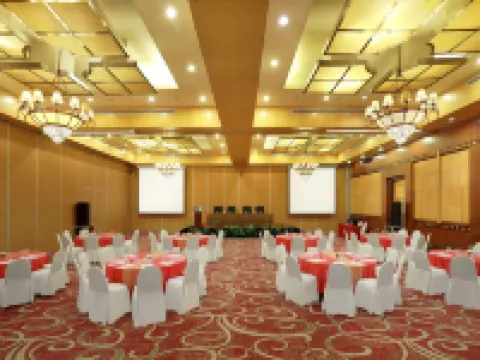 Swiss-Belhotel Maleosan Manado Hotels in Manado