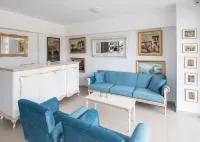 Light Blue Luxury Rooms Hotels in Kallikrateia