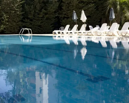 Cosmopolitan Hotel Hotels in Matn