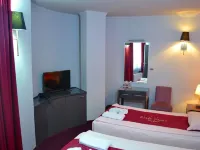 Elate Plaza Business Hotel Hotels in Mladost