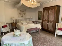 Le Château de Failloux, Chambres D hôtes,Piscine intérieure Hotel di Epinal