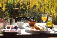 Hostel El Lago, Caceres Hotels in Torremenga