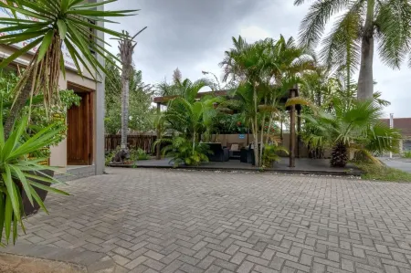 Shonalanga Lodge Отели в г. Сент-Люсия