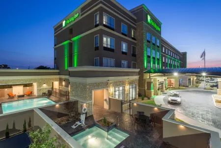 Holiday Inn San Marcos-Convention Ctr Area