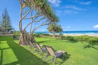 Surfers Aquarius on the Beach - Holiday Apartments