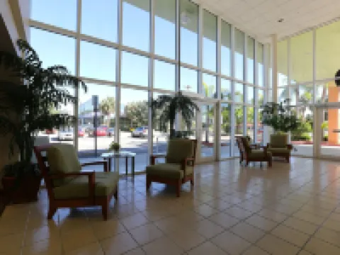 Allure Suites of Fort Myers Hotels in Lee County