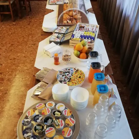 Home Hotel