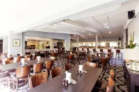 Shamrock Gardens Motel Hotels in West Mackay