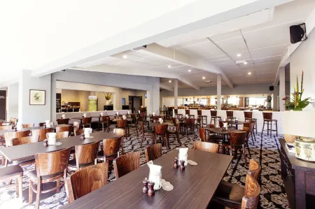 Shamrock Gardens Motel Отели рядом с достопримечательностью «Mackay Entertainment & Convention Centre (MECC)»