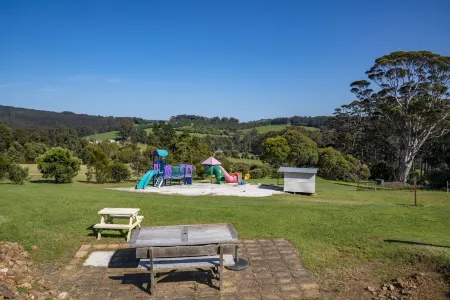 Karri Aura Отели рядом с достопримечательностью «Adventure 4x4 Hire»