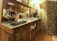 Choctaw Hall Bed & Breakfast