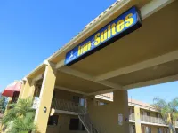 Riverside Inn & Suites Hotels near Express
