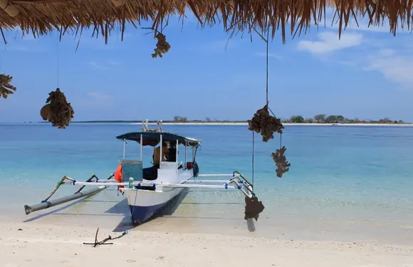 東龍目潛水酒店 - 青年旅舍