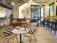 Hôtel Life Bordeaux Gare - BG Hotels near Bastide