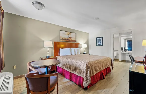 新奧爾良-查爾梅特濱海套房酒店