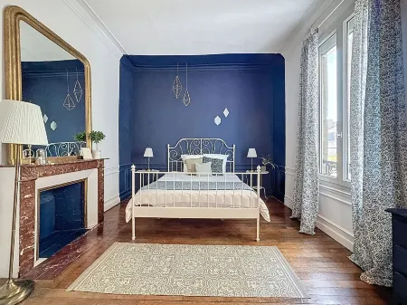 Sacrés Apparts Отели рядом со станцией REIMS RAILWAY STATION