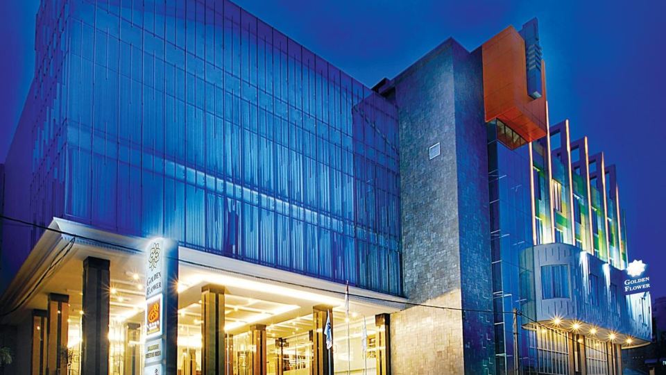 Golden Flower by Kagum Hotels
