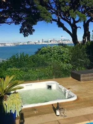 Sea View Guest House - guesthouses