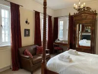 Gothic House Hotels in Lingfield