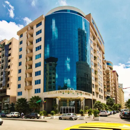 Elilly International Hotel Отели рядом с достопримечательностью «Пьяцца»