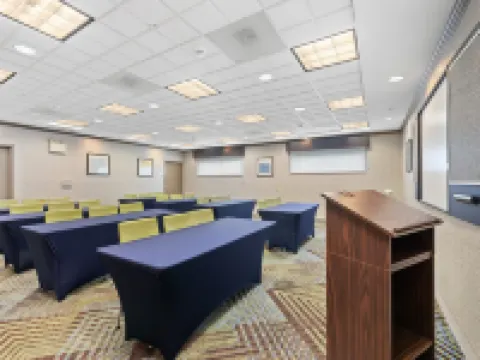 Holiday Inn Express & Suites BETHLEHEM by IHG Hotels in Bethlehem